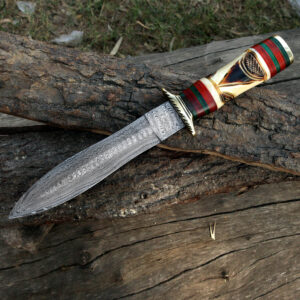 collector’s damascus knife